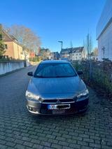 Mitsubishi lancer 1.8did - Mitsubishi Lancer mit Diesel-Antrieb: Limousine, 1.8