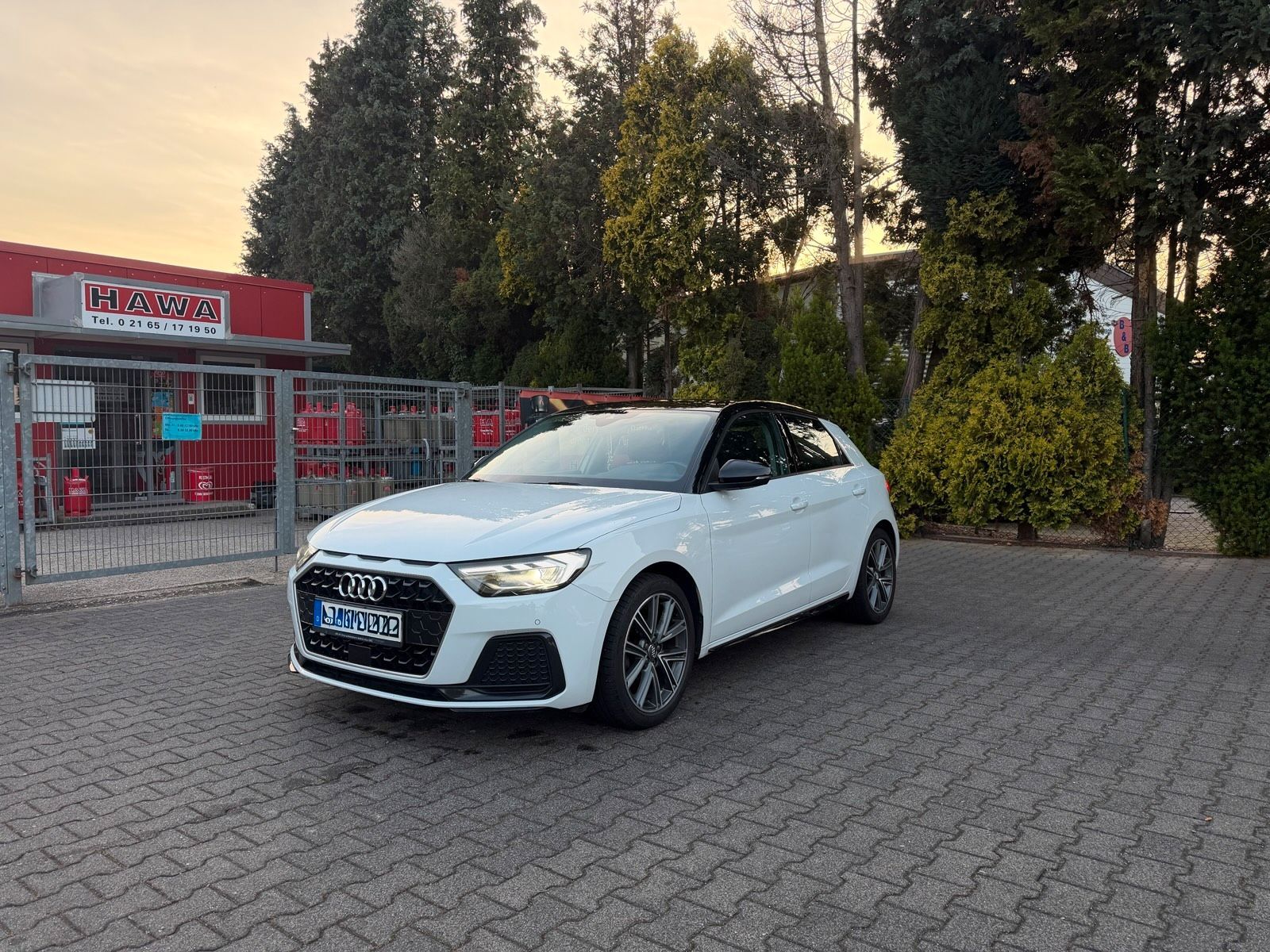 AUDI Audi A1 25 TFSI Klima Navi CarPlay Virtual...