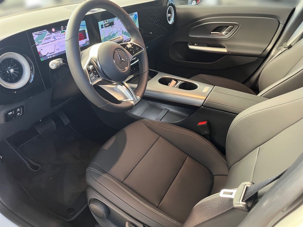 Fahrzeugabbildung Mercedes-Benz CLA 200 Shooting Brake ++Pano++Night+LED+Winter+