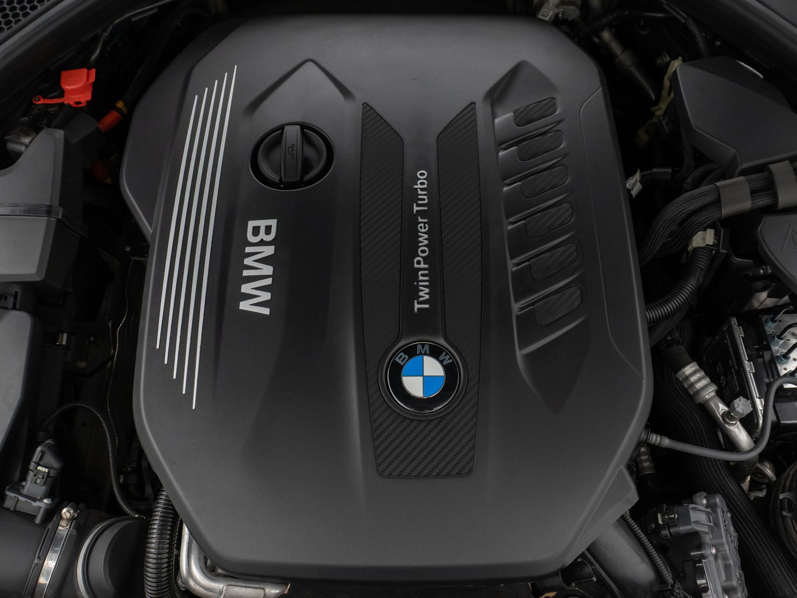 Fahrzeugabbildung BMW 330d xD Sport Line Kamera Panorama HUD DAB H/K
