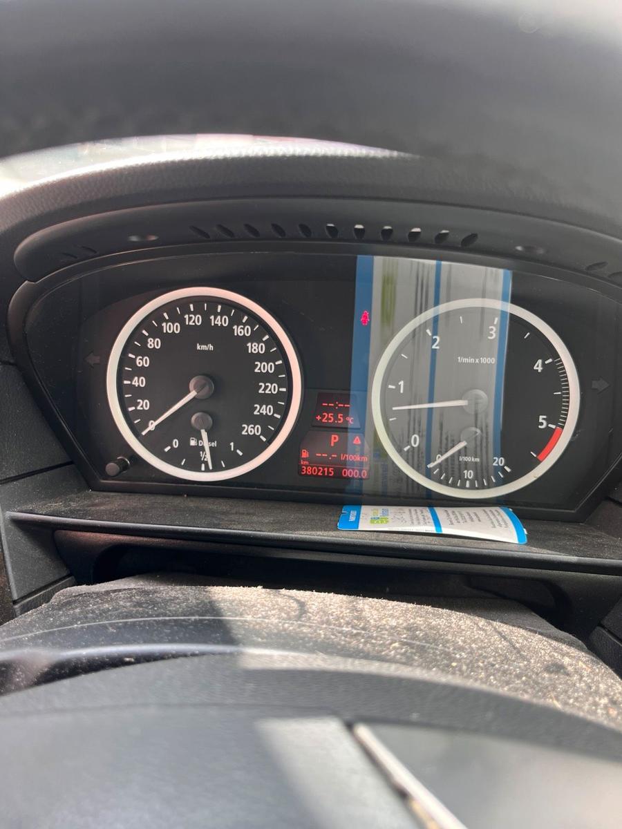 BMW 530 2005 — photo 14