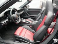 992