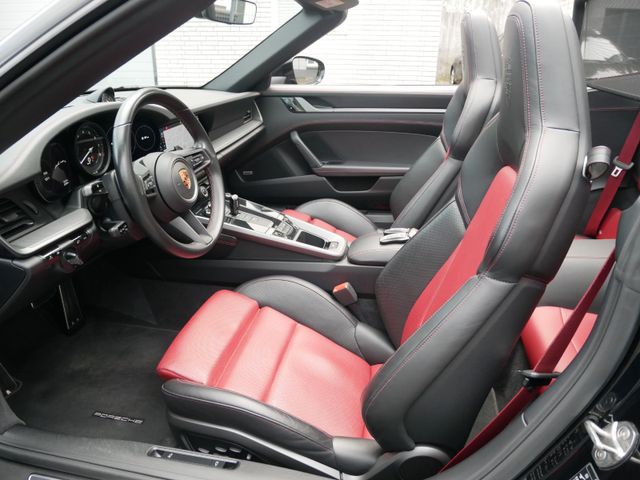 992