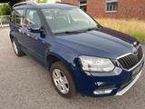 Skoda Yeti Ambition 1,2 Benzin,PS 105.2 Hand.tüv5.2027 - Skoda Yeti: Blau