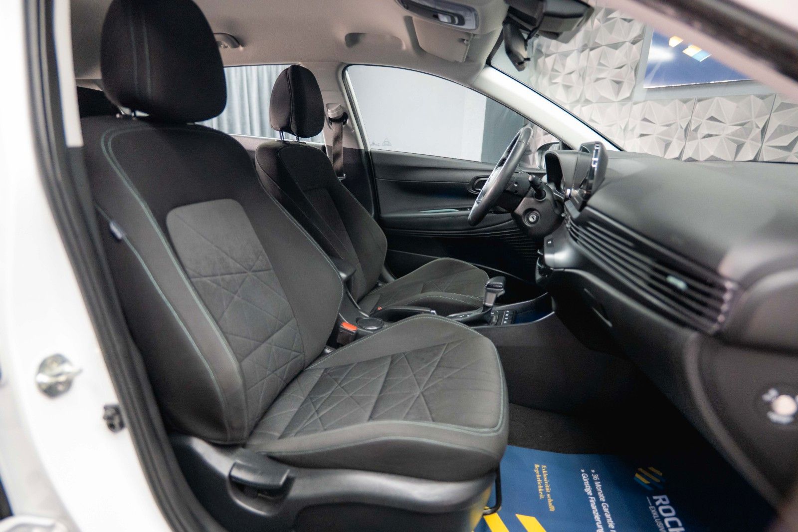 Fahrzeugabbildung Hyundai BAYON Intro Edition MildHybrid DCT 2WD Pluspaket