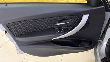 BMW 318 - 12