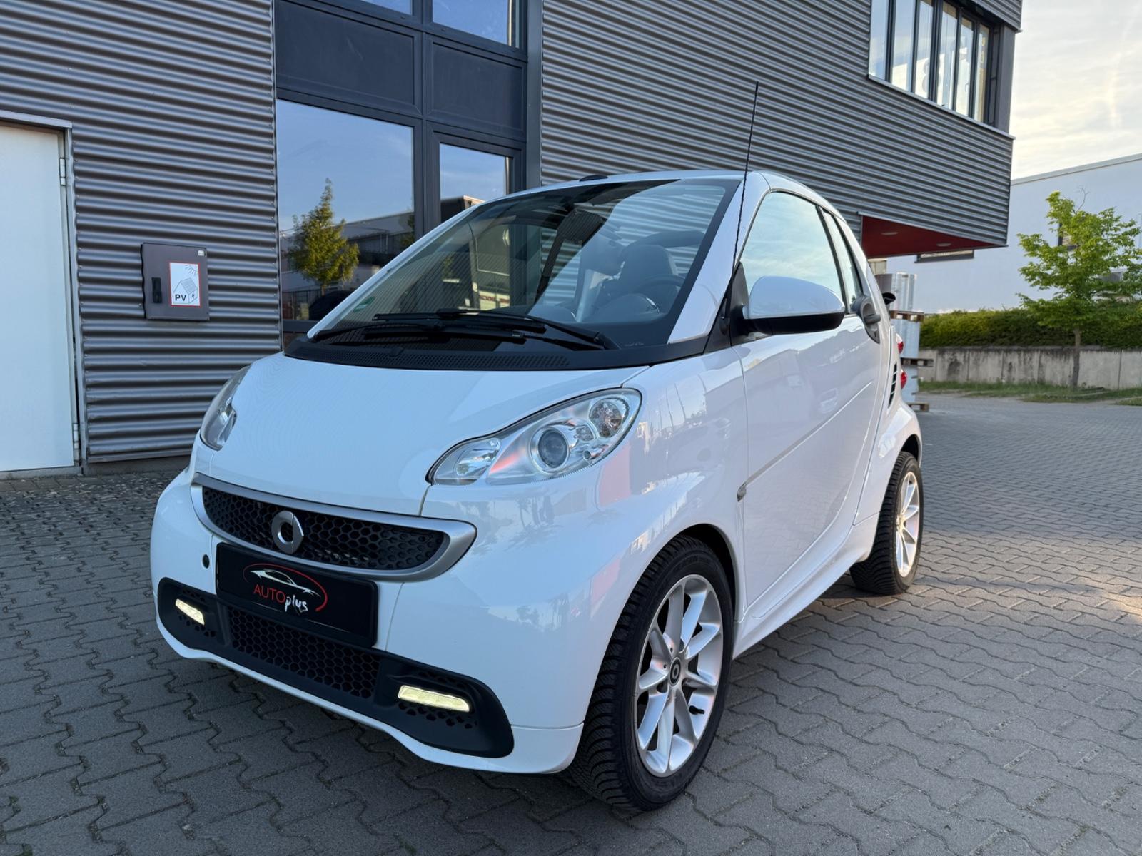 Smart ForTwo cabrio 1.0 52kW mhd passion