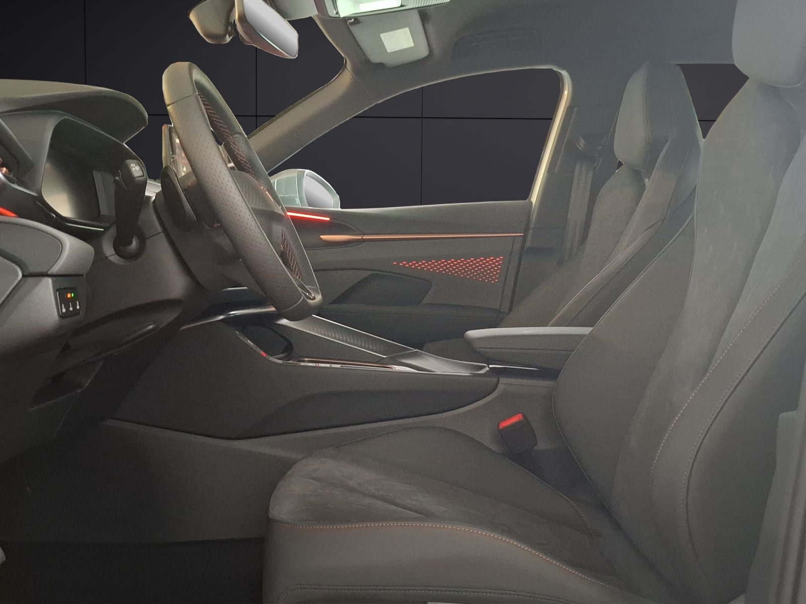 Fahrzeugabbildung SEAT Terramar eTSI Matrix Navi HUD ACC RFK SHZ 19"