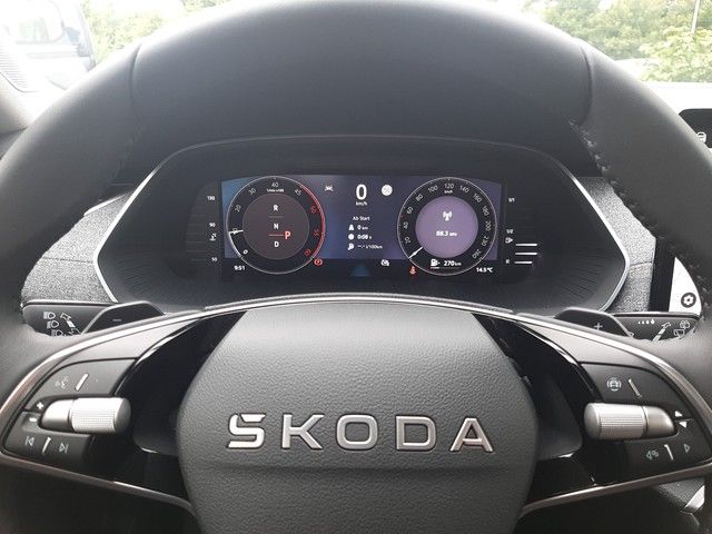 Fahrzeugabbildung Skoda Octavia Combi Selection 2.0TDI DSG Pano Leder