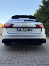 Audi RS6 4.0 TFSI Prisma Silber quattro Avant  - Audi RS6: Head-Up Display