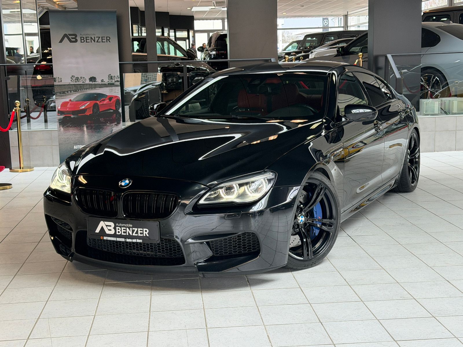 Fahrzeugabbildung BMW M6 Gran Coupe/CARBON/EXCLUSIVE/BLACK&RED/