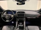 Jaguar F-Pace 30d R-Sport AWD Panorama & 22" Rad - Jaguar F-Pace: Automatik