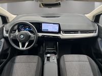 BMW 220 Active Tourer - Vorschau Bild 12