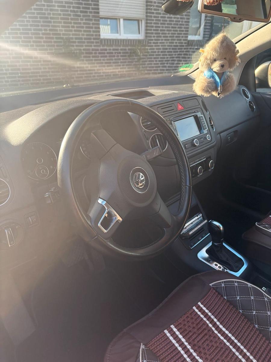 Volkswagen Golf Plus 2010 — photo 11