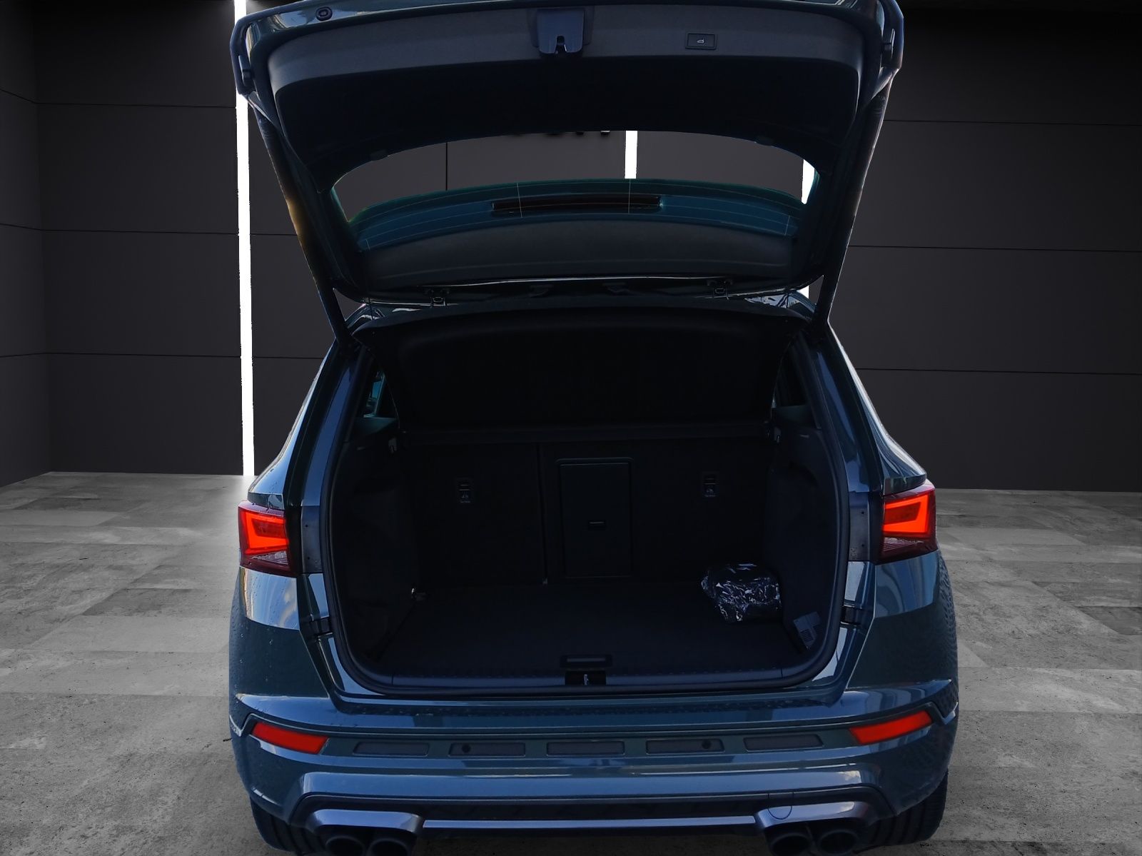 Fahrzeugabbildung CUPRA Ateca VZ 4Drive 2.0 TSI AHK Keyless Kamera