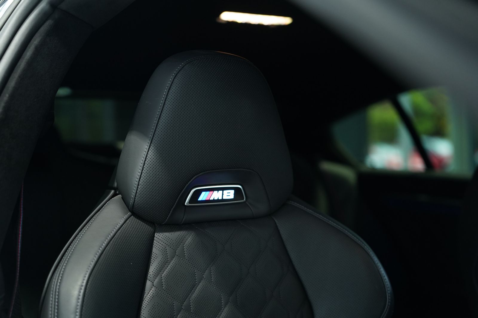 Bmw M8