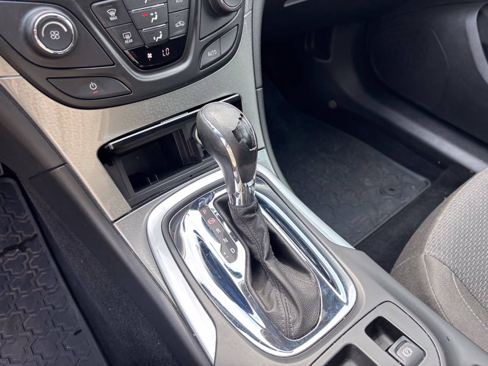Opel Insignia 2015 — photo 13
