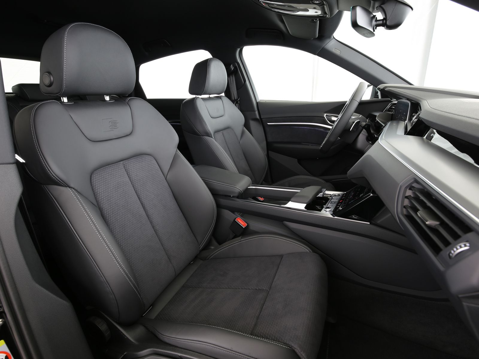 Audi Q8 e-tron - Bild 18