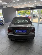 BMW 135i Cabrio Aut. M Paket Aerodynamik*PDC*Sitzhei - BMW 1er Reihe: Cabrio, M