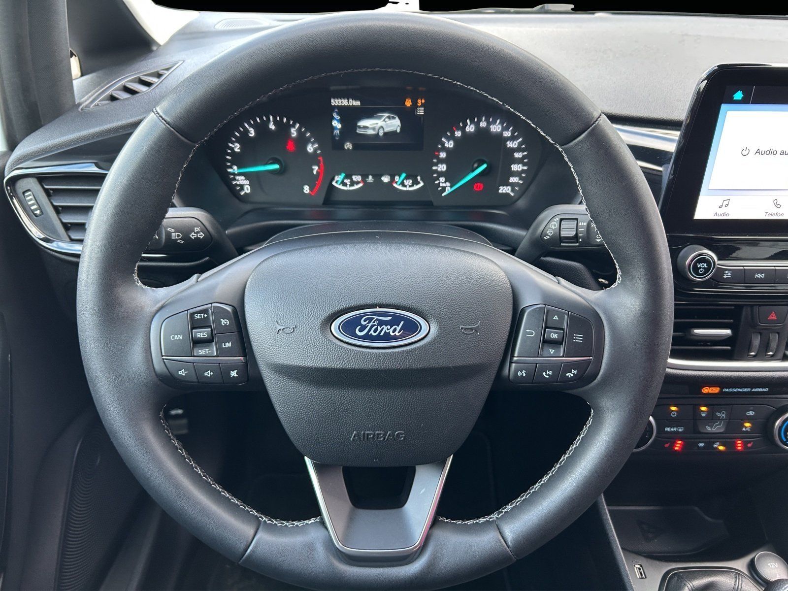 Fahrzeugabbildung Ford Fiesta 1.0 Cool&Connect LED/KAMERA/TEMPOMAT/SHZ