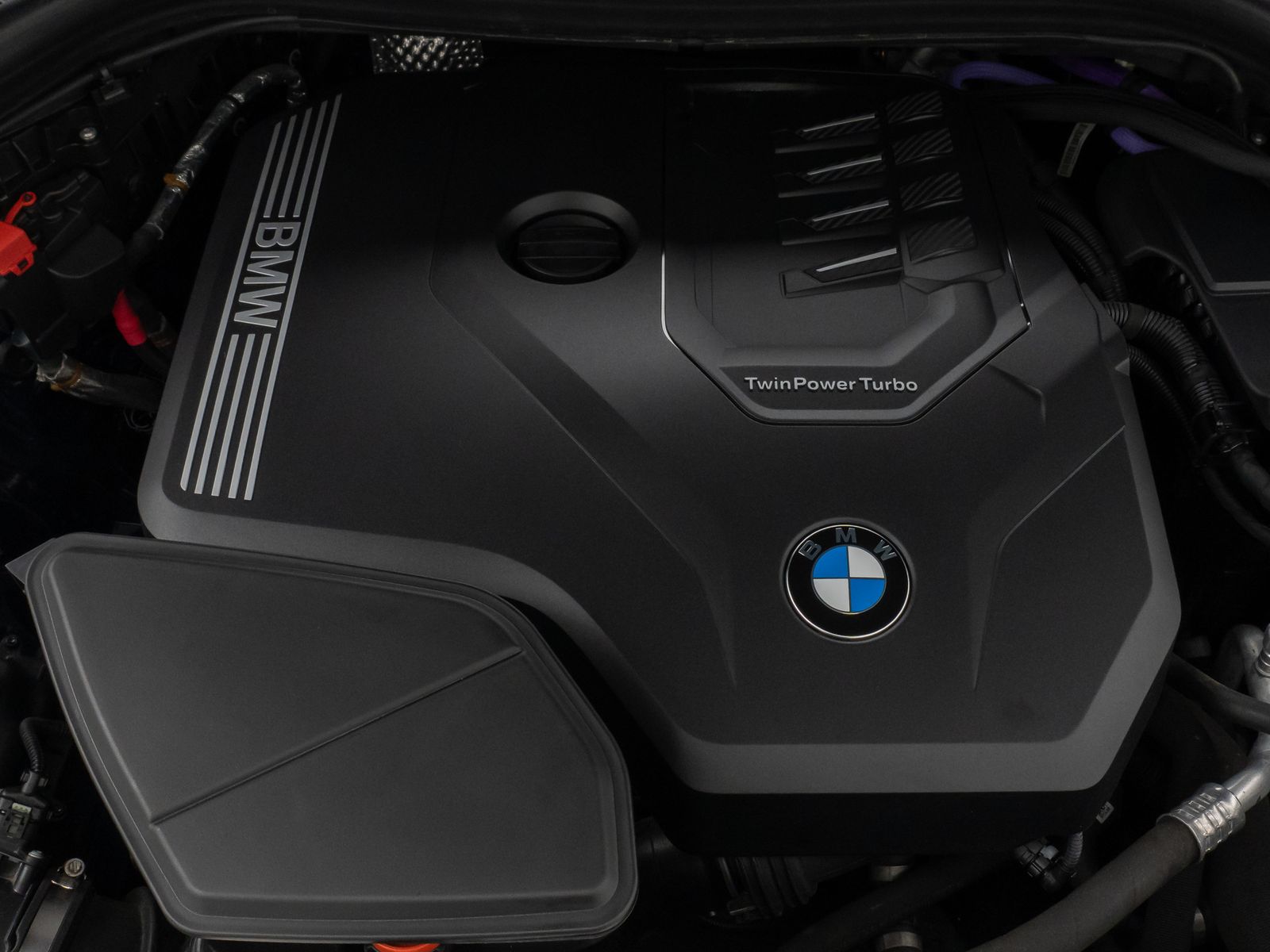 Fahrzeugabbildung BMW X3 xD20i  M Sport Panorama Kamera HUD AHK 19Zoll