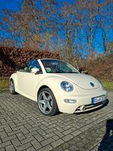 Volkswagen New Beetle 2.0 Auto Cabriolet *SAMMLERQUALITÄT*  - Volkswagen New Beetle: Beige