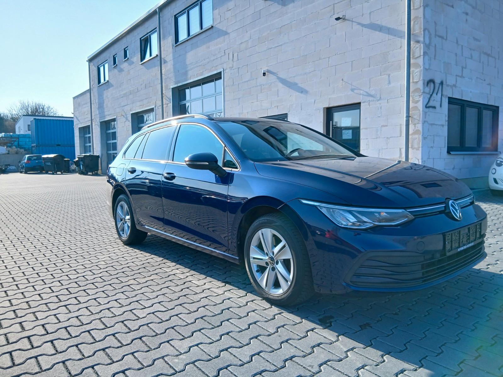 Volkswagen Golf VIII Var.Life, LED, Stdhzg. vom Kfz Meister