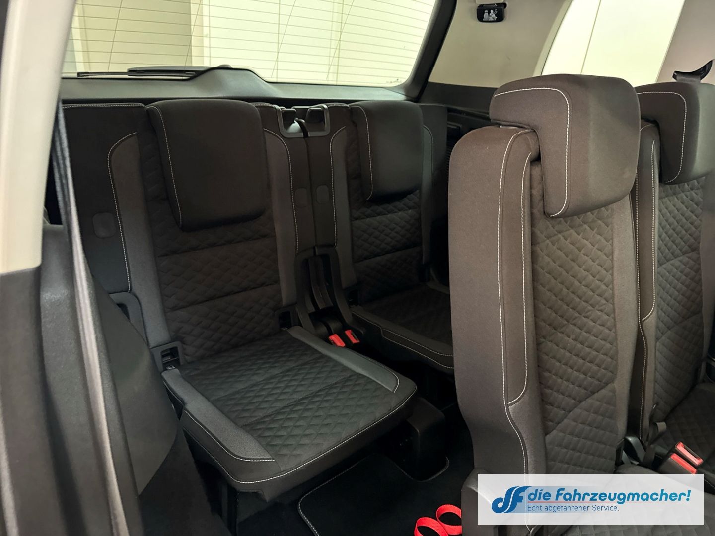 Fahrzeugabbildung Volkswagen Touran Join Start-Stopp StandHZG AHK-klappbar Na