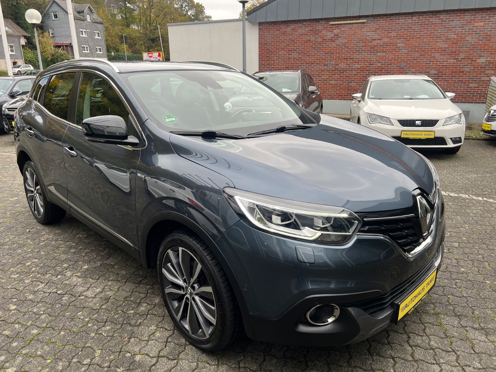 Fahrzeugabbildung Renault Kadjar Bose Edition 4x4 *LED*KAMERA*NAVI*