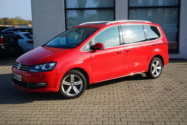 Volkswagen Sharan Highline BMT*NAVI*SHZ*STH*AHK*7 SITZE*