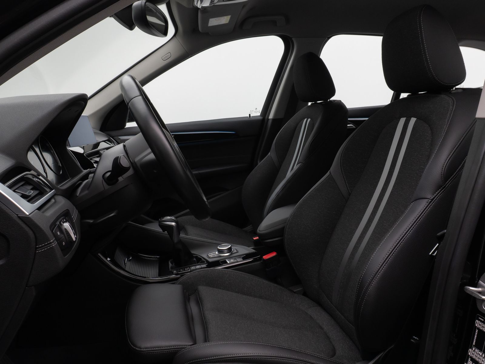 Fahrzeugabbildung BMW X1 xD25e Sport Line Kamera DAB Navi LED Komfort