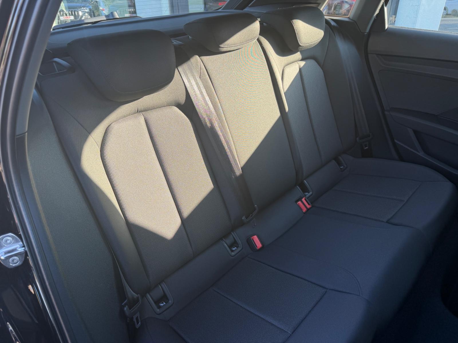 Audi A3 Sportback 35 TFSI Business-Paket, миниатюра 18