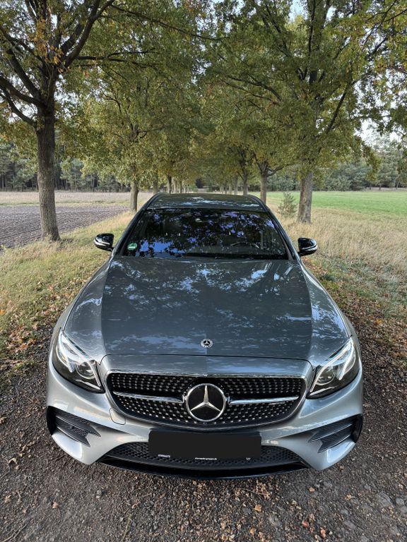 Image of Mercedes-Benz E 43 AMG