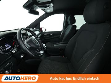 Mercedes V 220 - 10