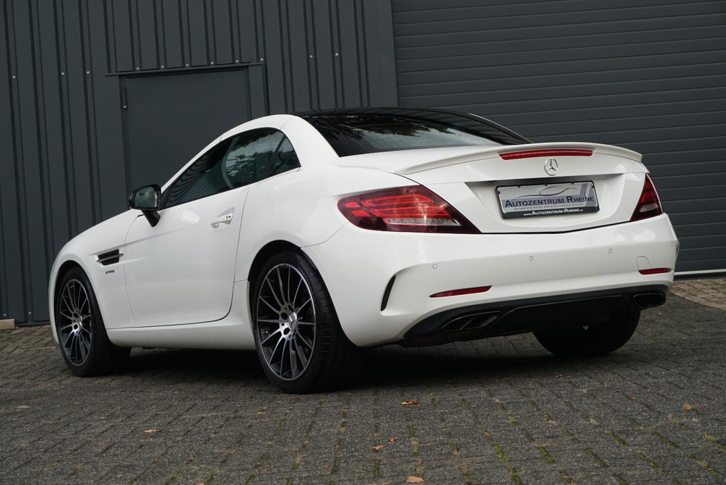 Mercedes-Benz SLC 43 AMG