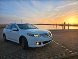 Honda Accord Tourer 2.2 i-DTEC Elegance Elegance - Honda Accord: Dtec