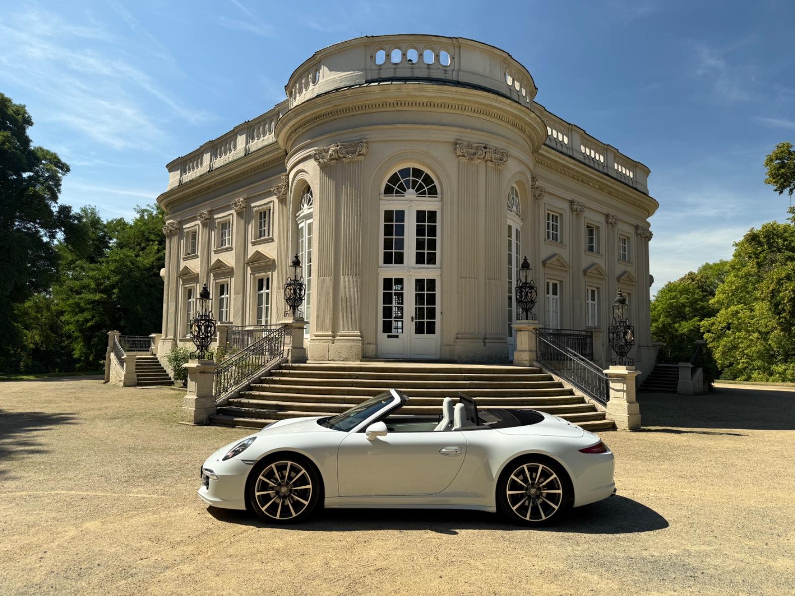 Porsche 991 911 Carrera 4 Cabriolet,Approved,Aga