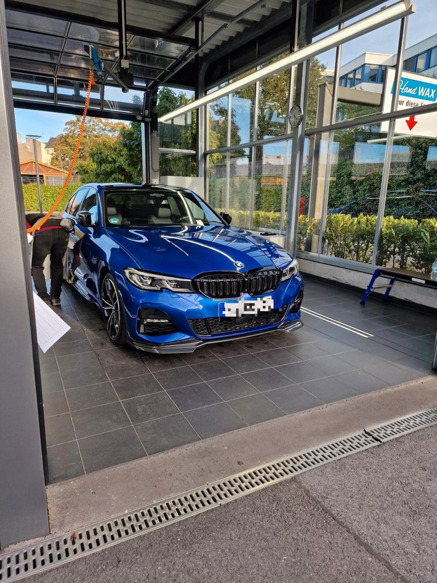 BMW 320d M Sport Paket / Laser/HK/DAP/AHK/TÜV/HUD