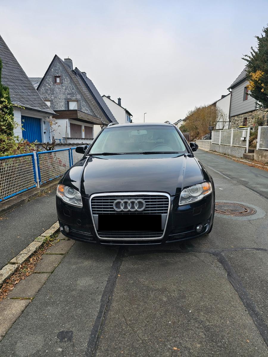 Audi A4 2006 — rear view