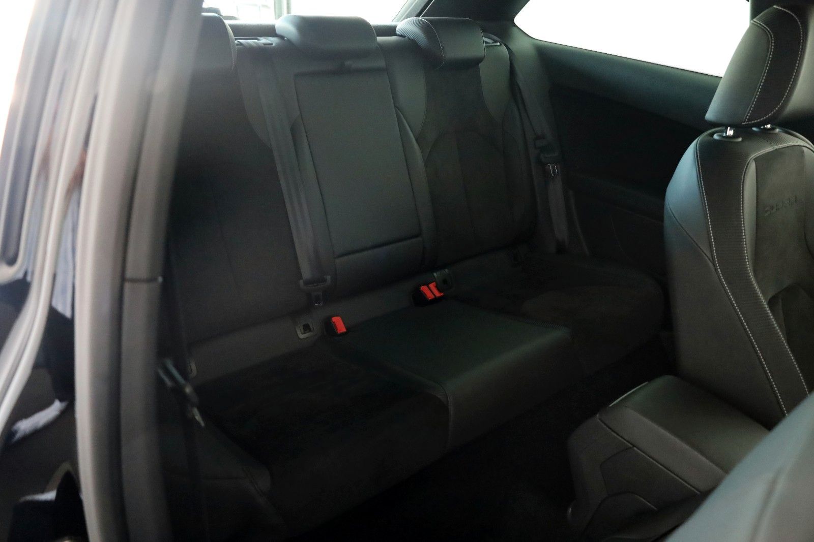 Fahrzeugabbildung SEAT Leon SC Cupra 300,T.Leder,Navi,LED,SH,Kamera,ACC