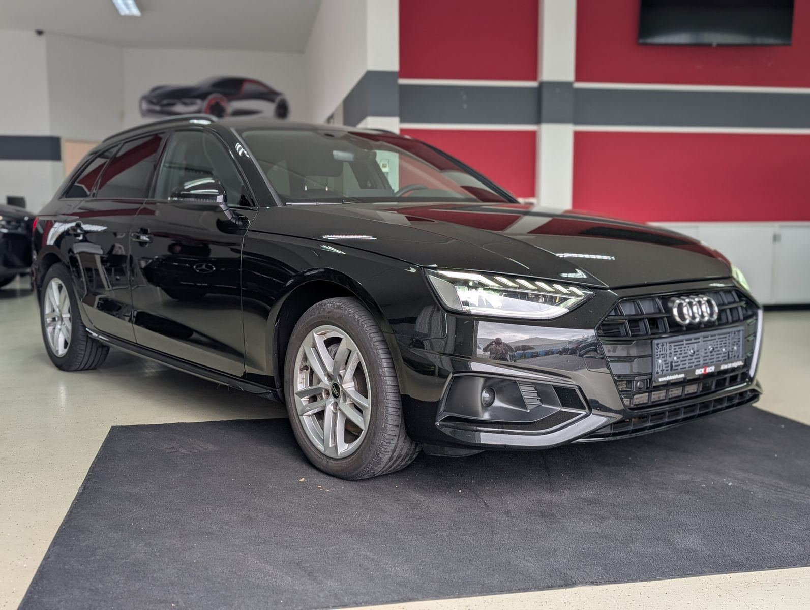 Fahrzeugabbildung Audi A4 40 TFSI advanced SPORT-DINAMICA APS MATRIX