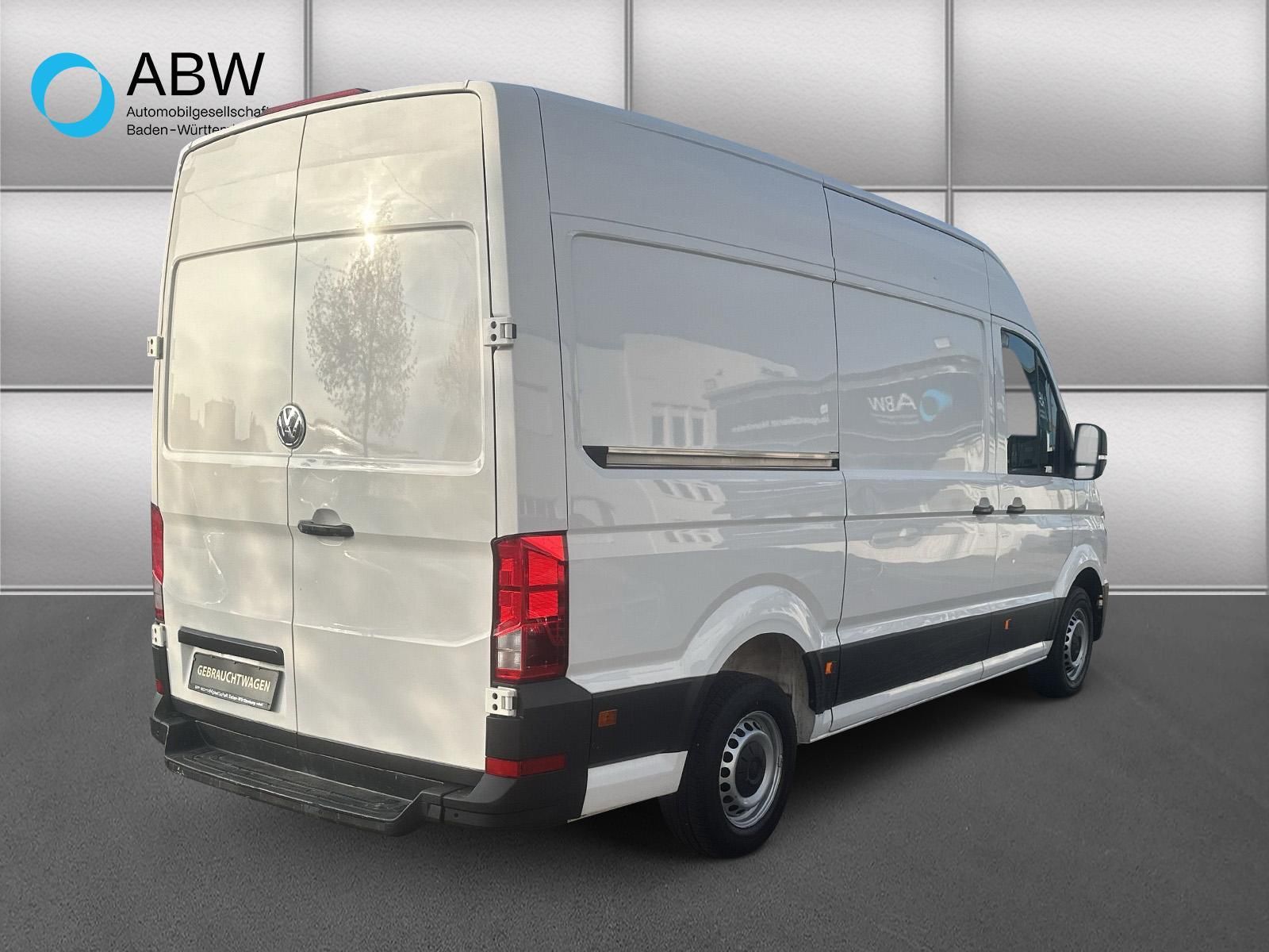 Fahrzeugabbildung Volkswagen Crafter Kasten 35 mittellang Hochdach FWD 2.0 TD