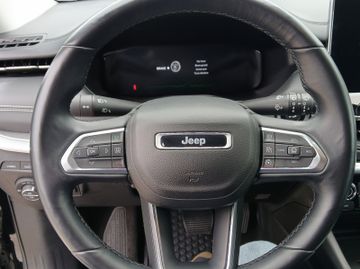 Jeep Compass 1.3 S 360+Kam.+KeyLess+Navi+SHZ+2xKlima