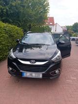 Hyundai Hyunday ix35 schwarz tüv neu - Hyundai ix35 in Duisburg
