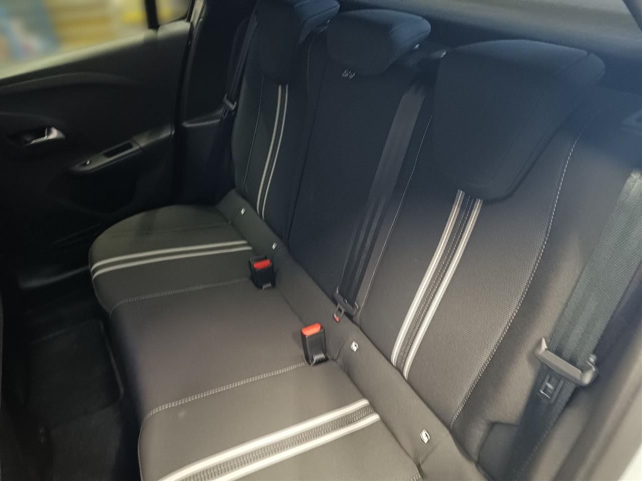 Fahrzeugabbildung Opel Corsa F 1.2 Turbo GS 74KW