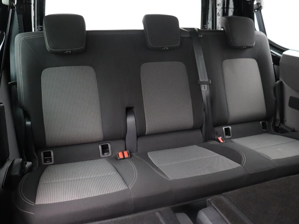 Volkswagen T7 Kombi - Bild 10