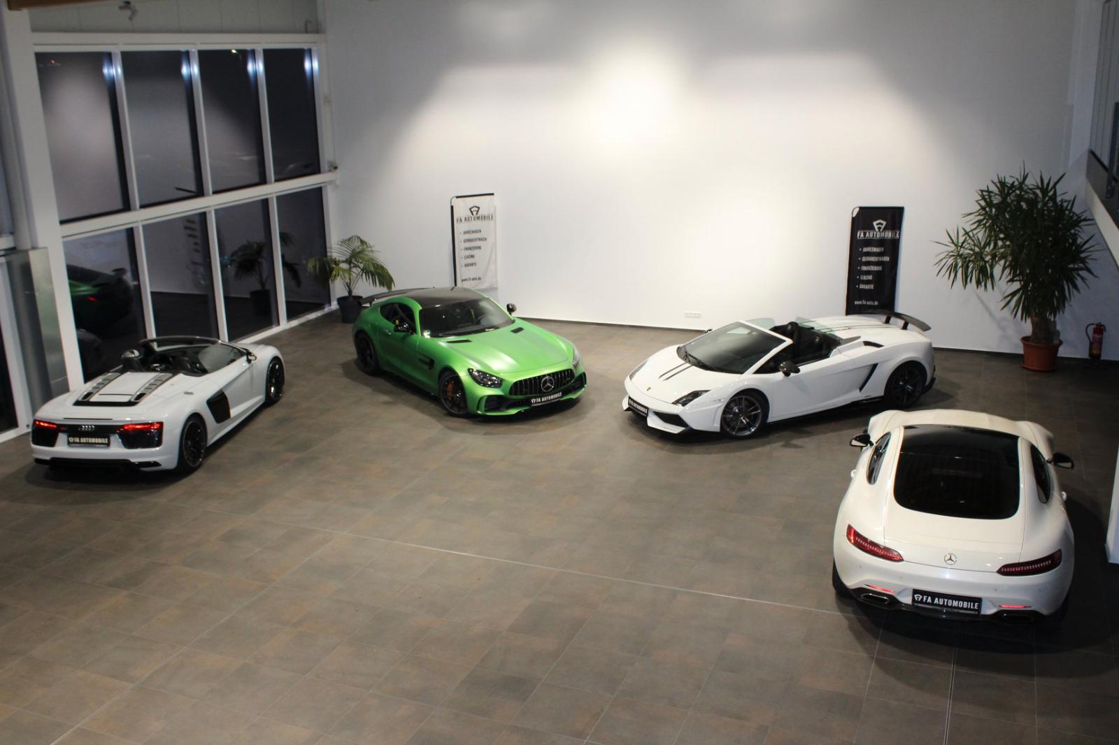 showroom-image-bottom