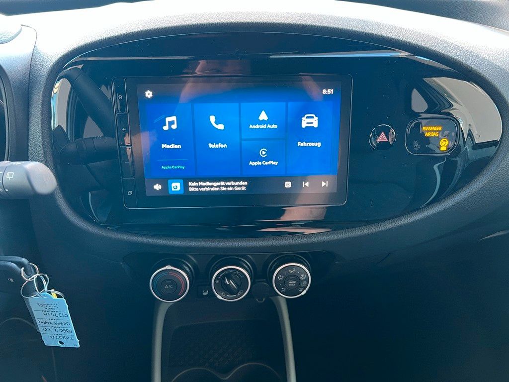 Fahrzeugabbildung Toyota Aygo X Teamplayer 1.0 RFKAM ACC