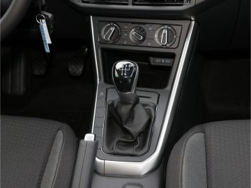 Volkswagen Polo VI Life 1.0 TSI 5-Gang LED Kamera