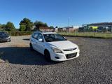 Hyundai i30 CW blue 1.4 Classic - Hyundai i30 aus 2011: I30cw
